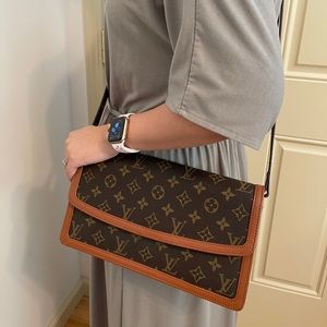 Authentic Louis Vuitton Pochette Damme GM